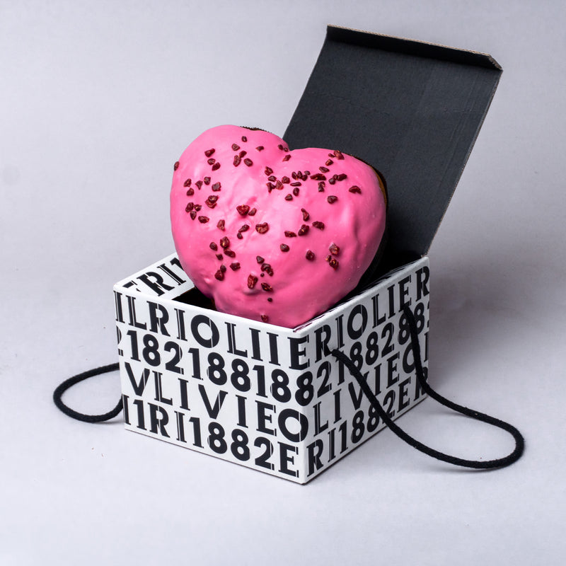 SAN VALENTINO STRAWBERRY AND DARK CHOCOLATE