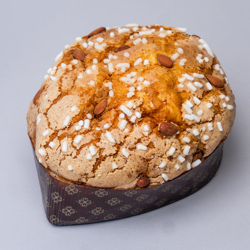 Egg-Shaped Colomba with lemon and strawberries